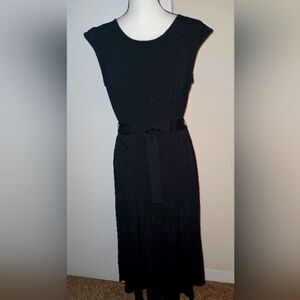 New LOFT Elegant Black Sleeveless Dress M
